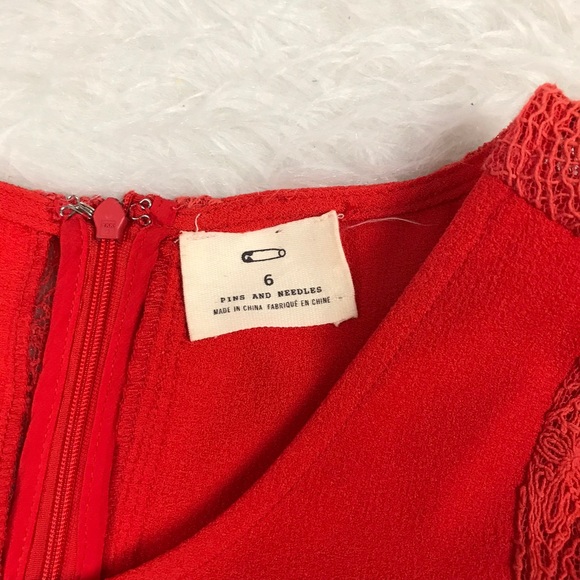 Pins and Needles dress lace peekaboos sz 6 - Picture 6 of 7